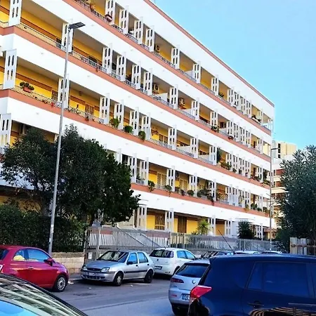 Dalla Zia Alojamento de Acomodação e Pequeno-almoço Bari